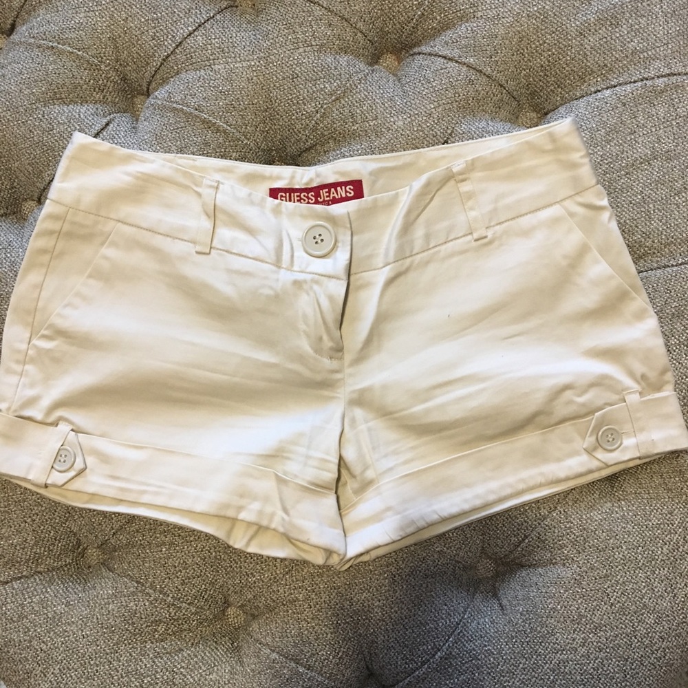 EUC Guess shorts. Size 26